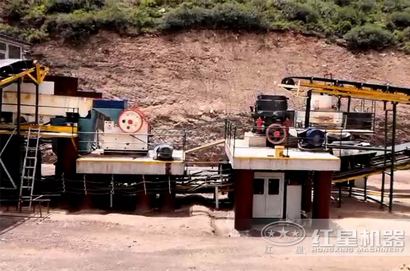 沖擊破搭配顎破、圓錐破現(xiàn)場